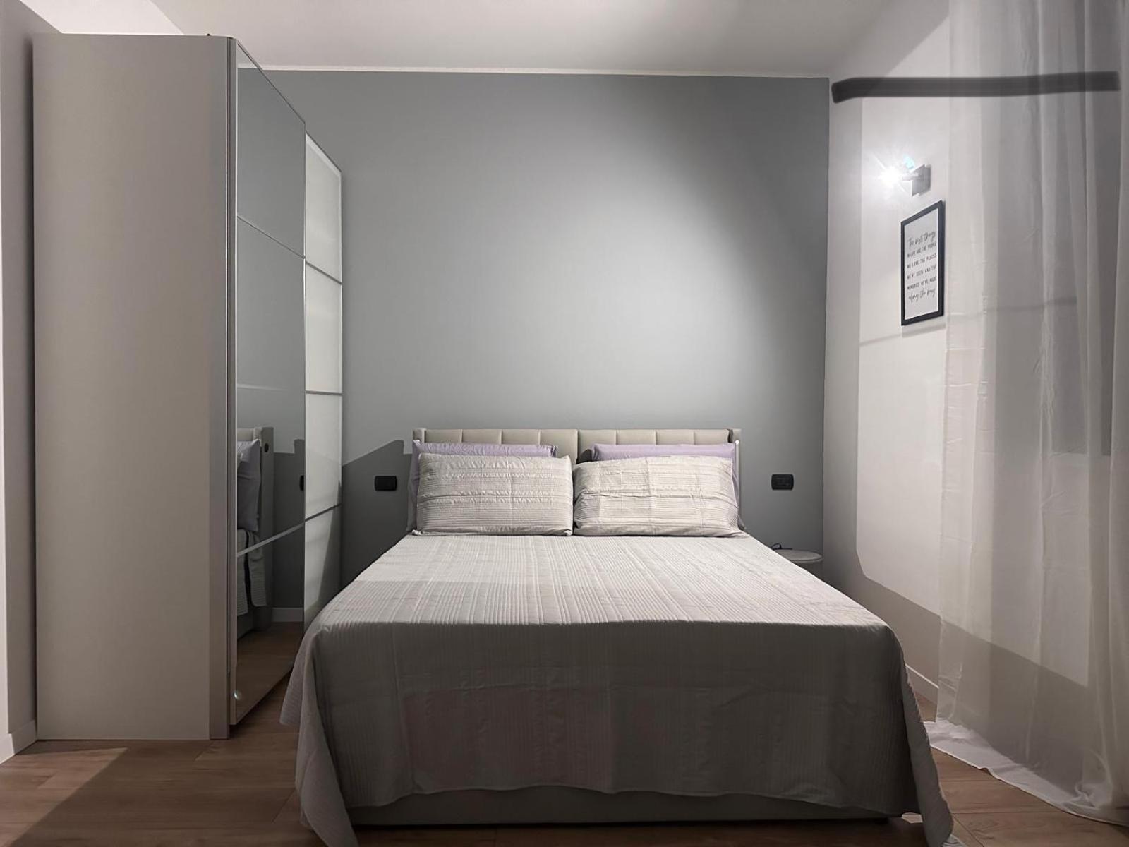 Monolocale Ovidio Aparthotel Milan Bagian luar foto