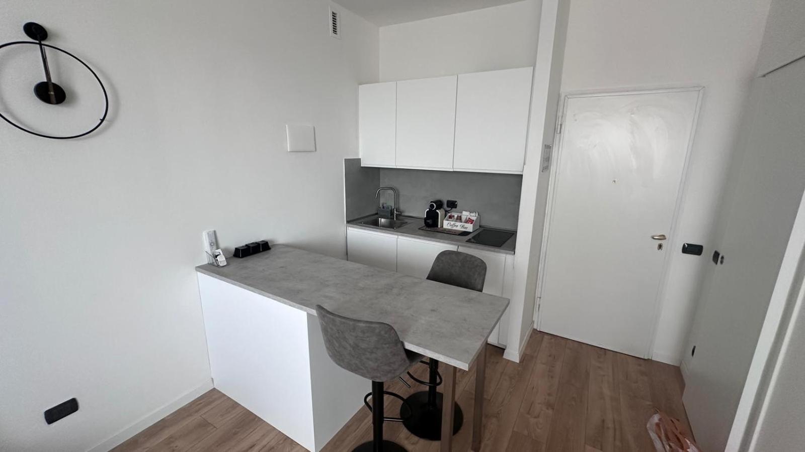Monolocale Ovidio Aparthotel Milan Bagian luar foto